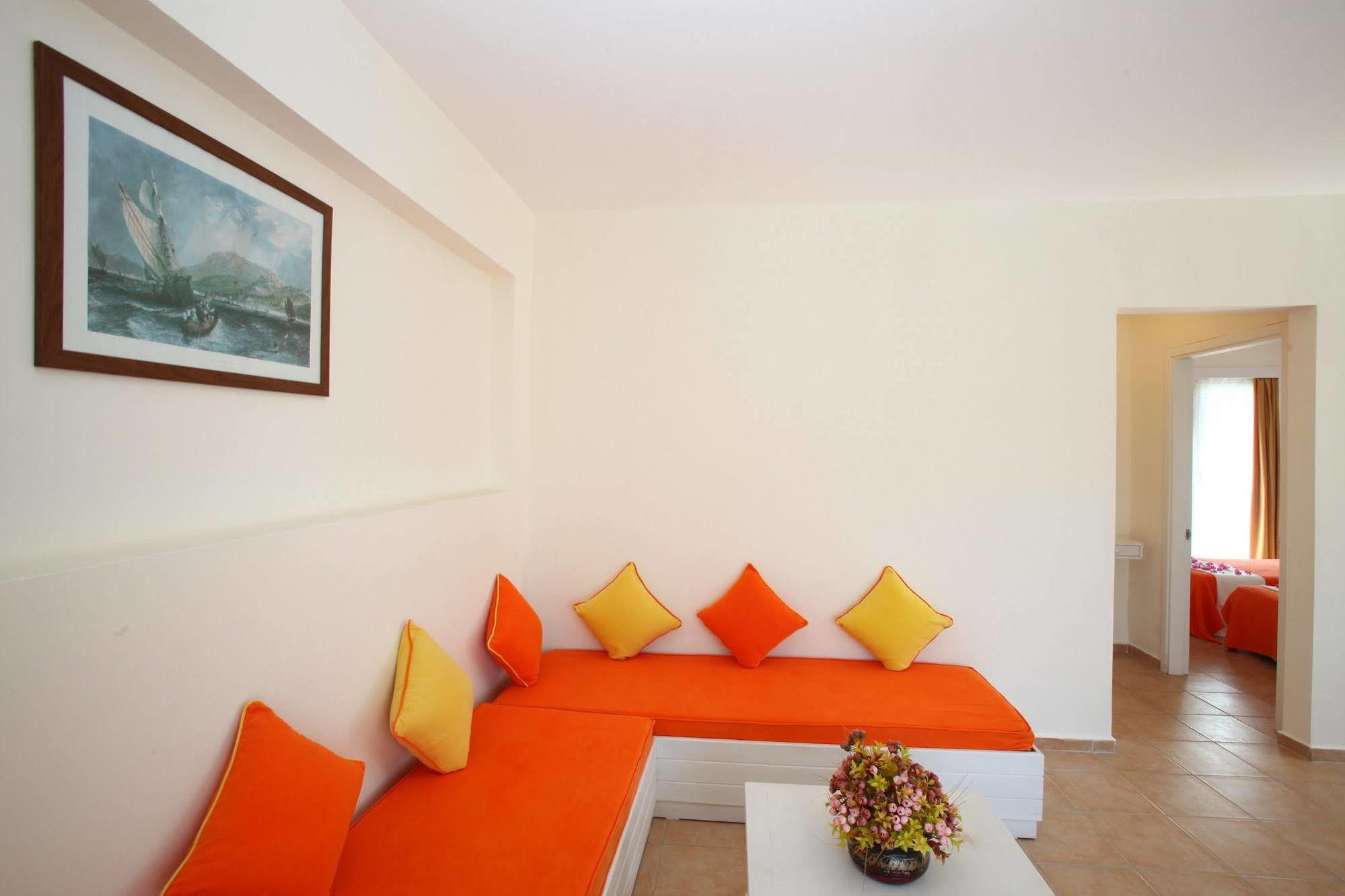 Muskebi Apart Otel Ortakentyahşi Exterior foto