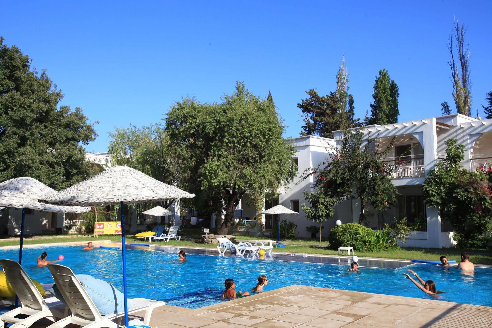Muskebi Apart Otel Ortakentyahşi Exterior foto