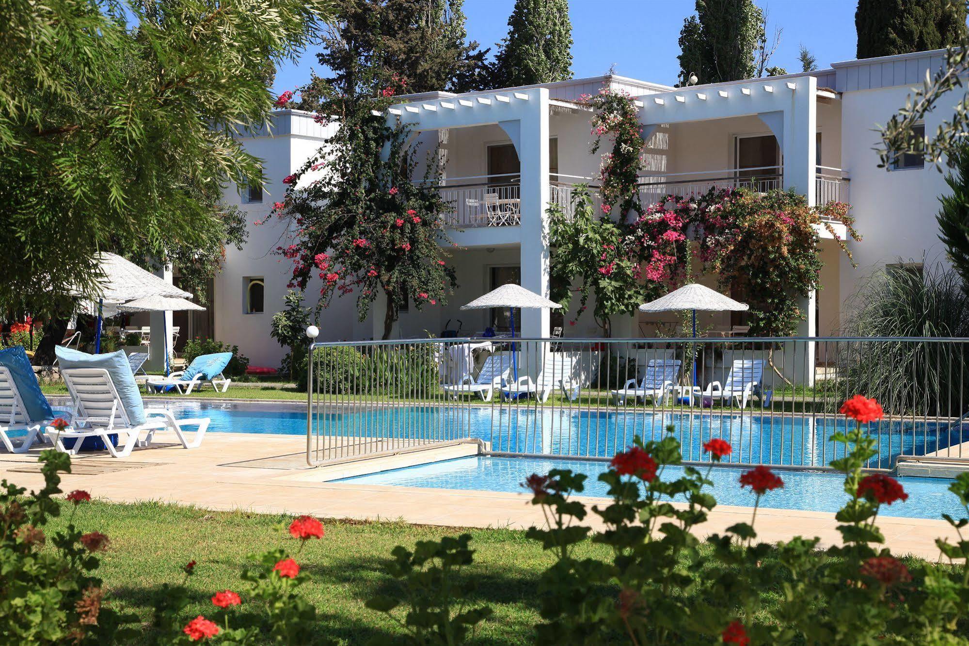 Muskebi Apart Otel Ortakentyahşi Exterior foto