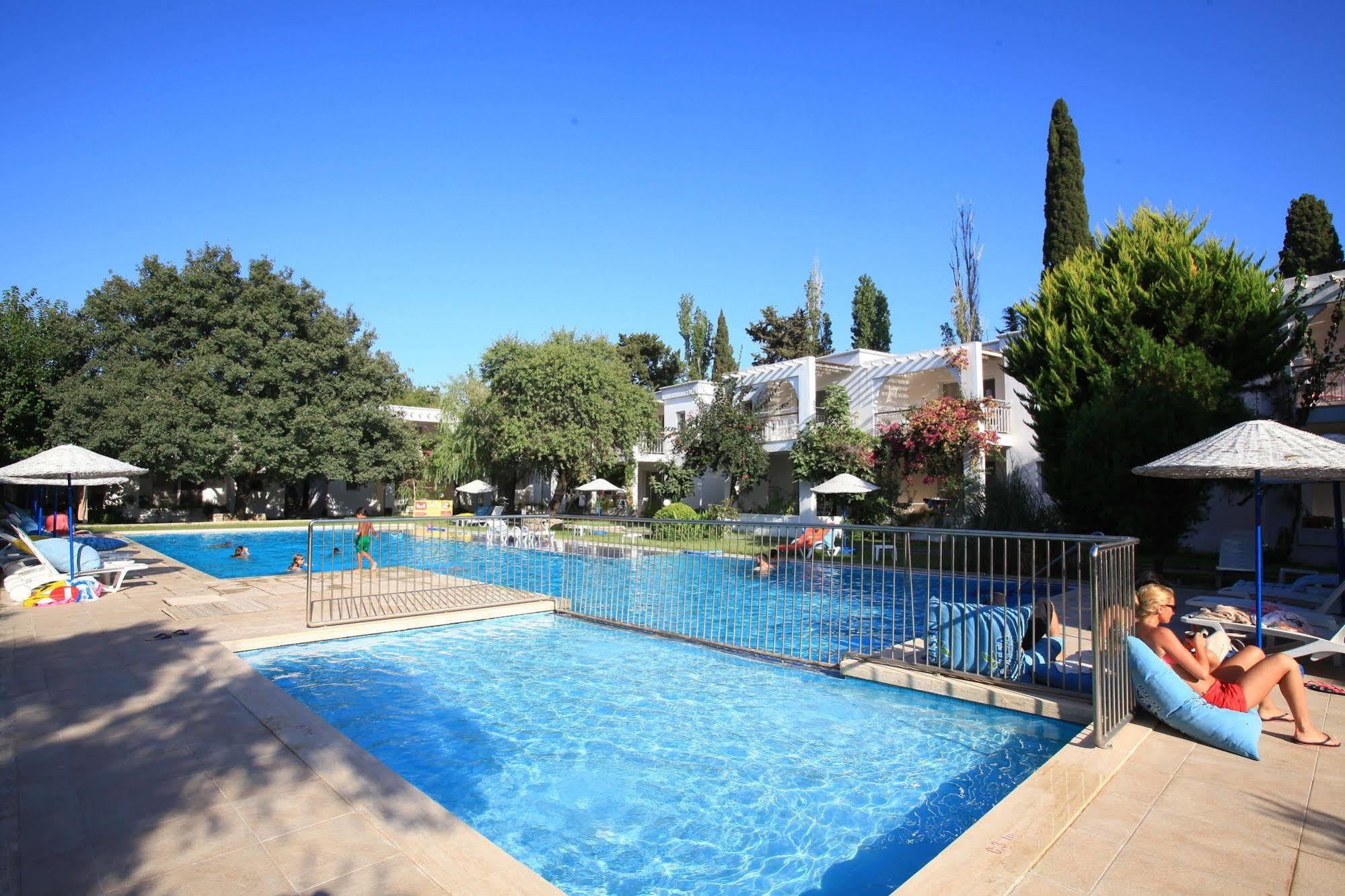 Muskebi Apart Otel Ortakentyahşi Exterior foto